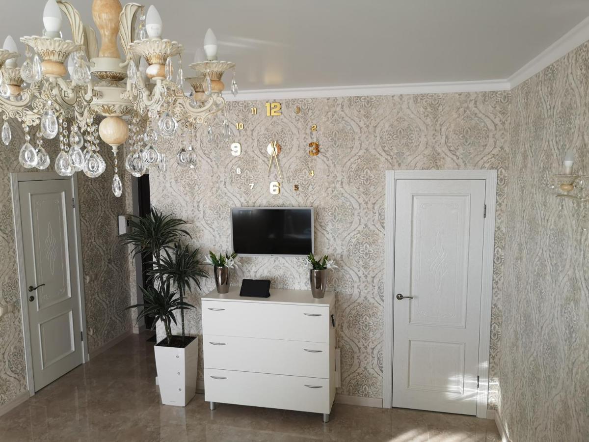 LUX Apartment,10 Фонтана,до моря 5 минут Одесса Экстерьер фото