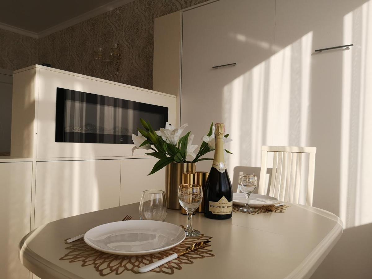 LUX Apartment,10 Фонтана,до моря 5 минут Одесса Экстерьер фото
