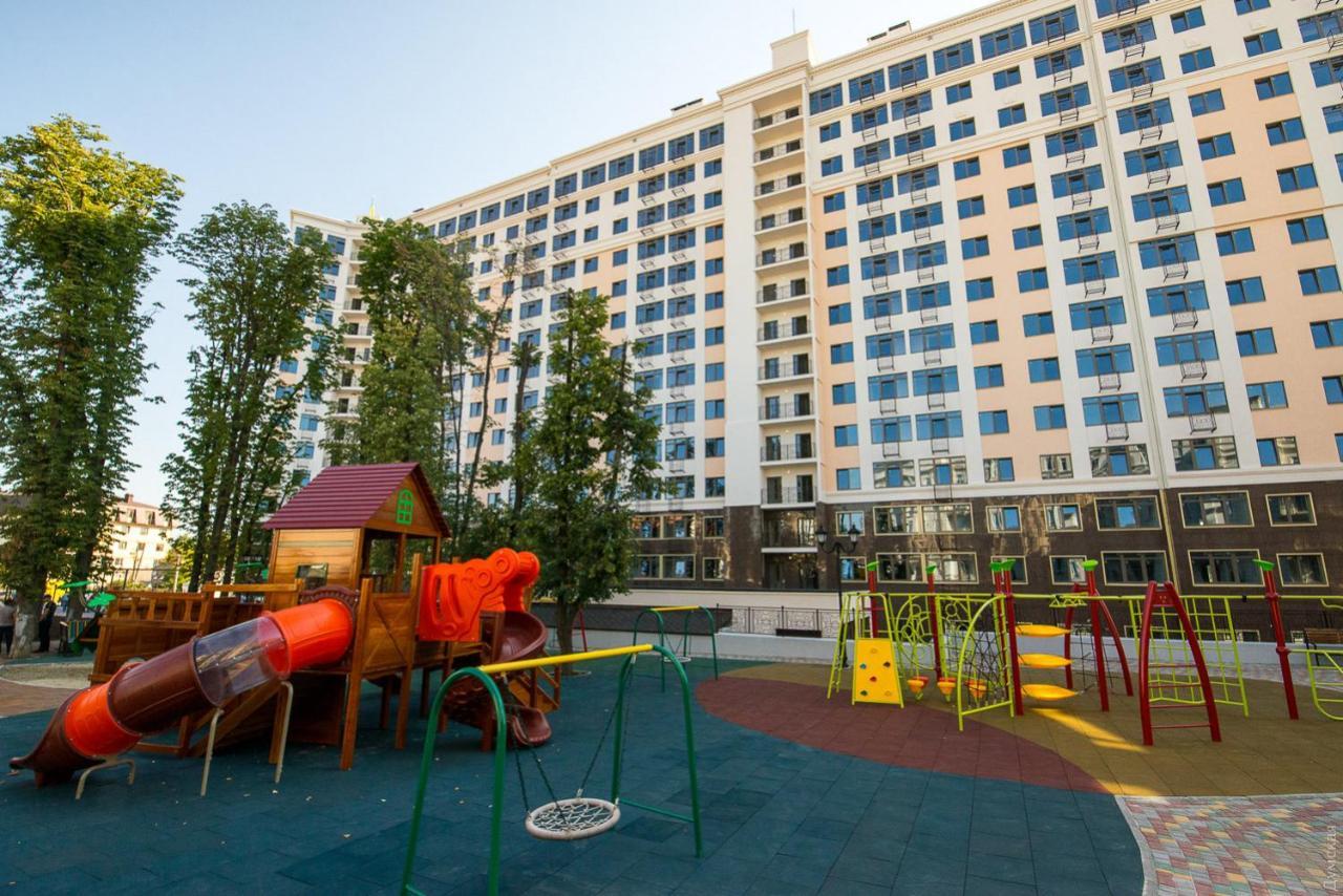 LUX Apartment,10 Фонтана,до моря 5 минут Одесса Экстерьер фото